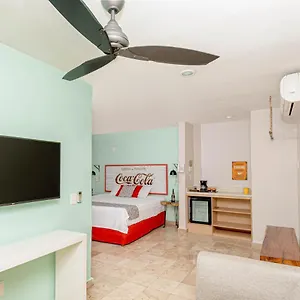 Boutique Rato 10 4*, Playa del Carmen México